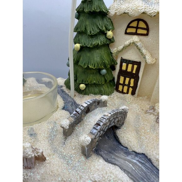 Yankee Candle Christmas Tree House Village Tea Light Wax Warmer Ornament - Picture 8 of 16